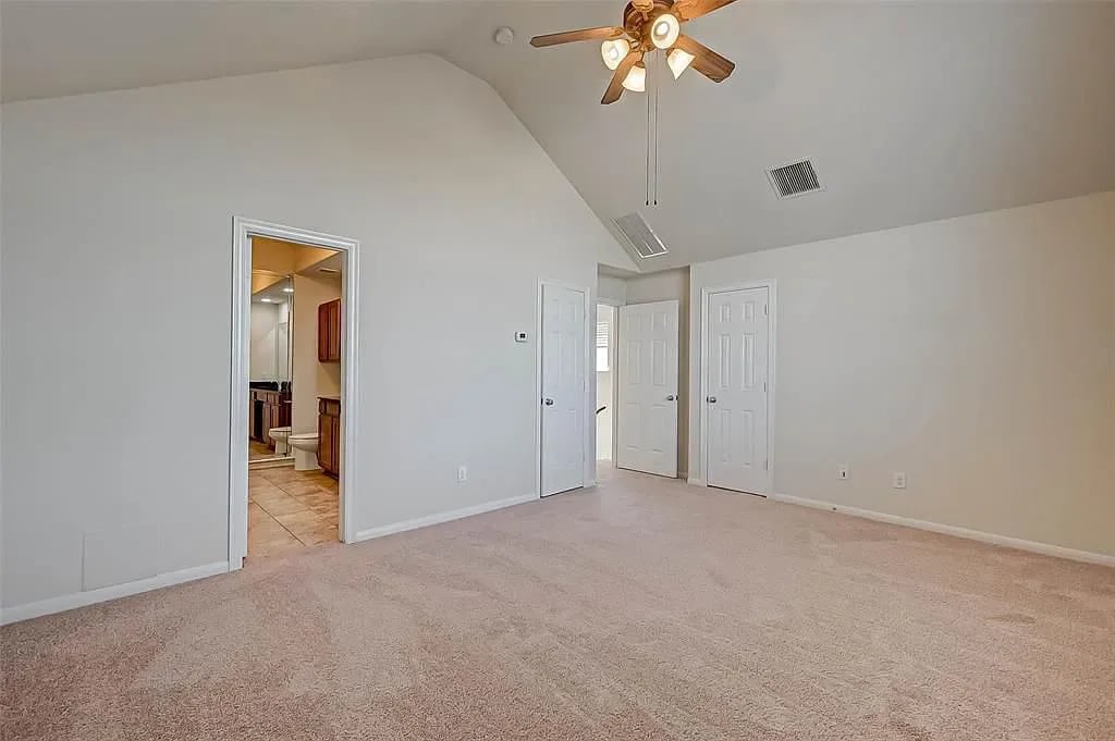 3216 Clearview Cir