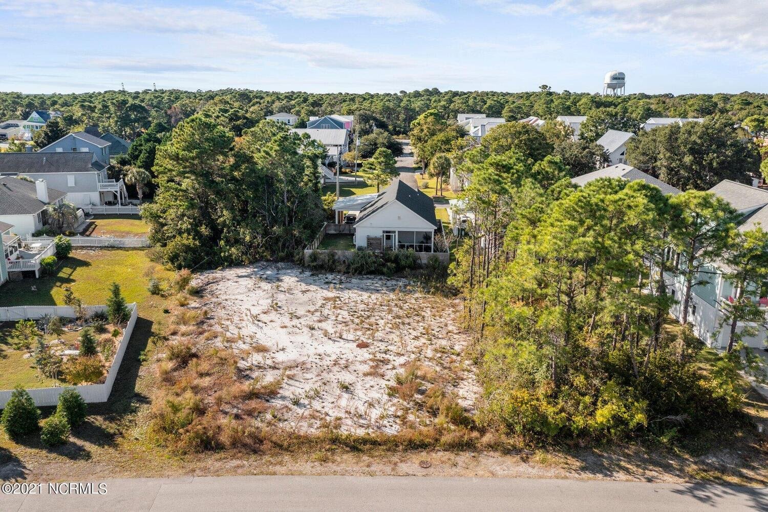 1738 Mackerel Lane