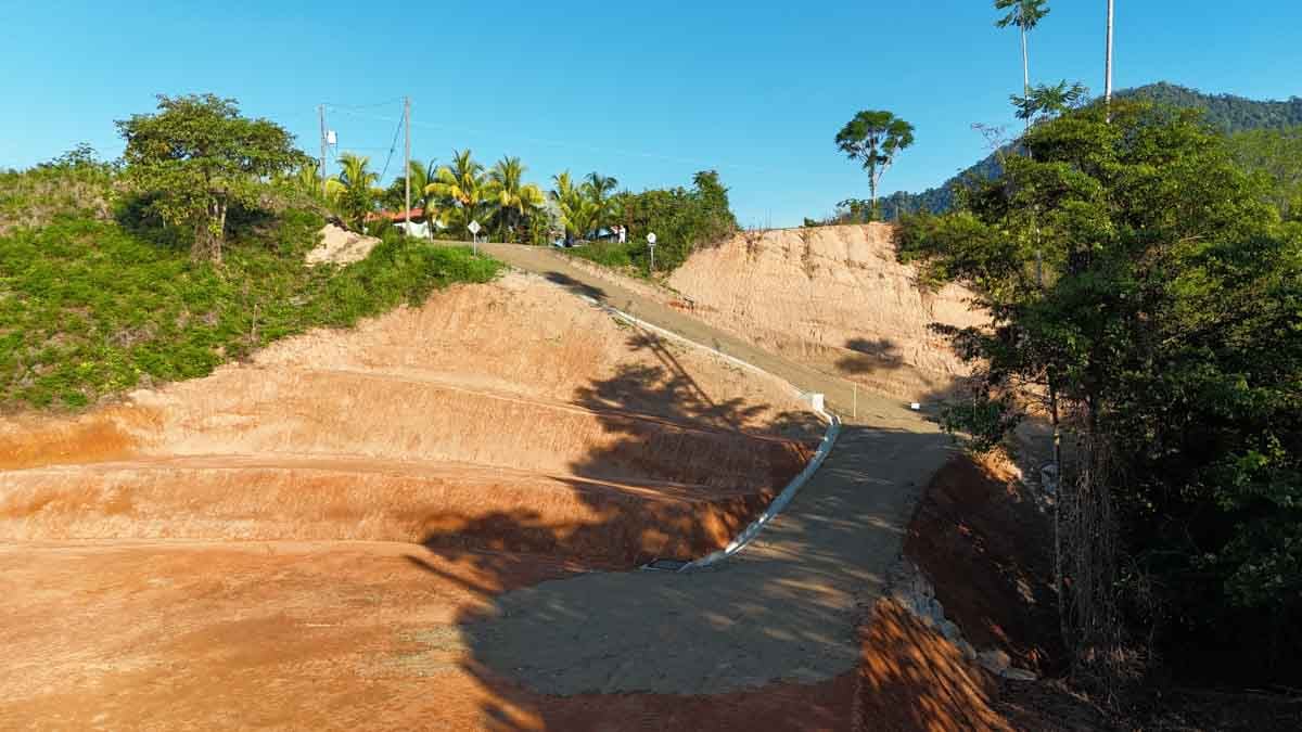 Ocean view, immaculately prepared, jungle and river lot in Ojochal. Ready To Build!.