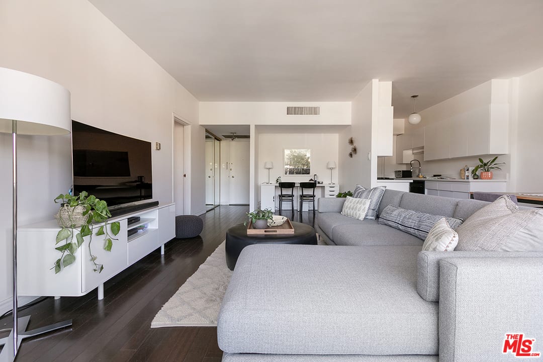 4455 Los Feliz Blvd, #504