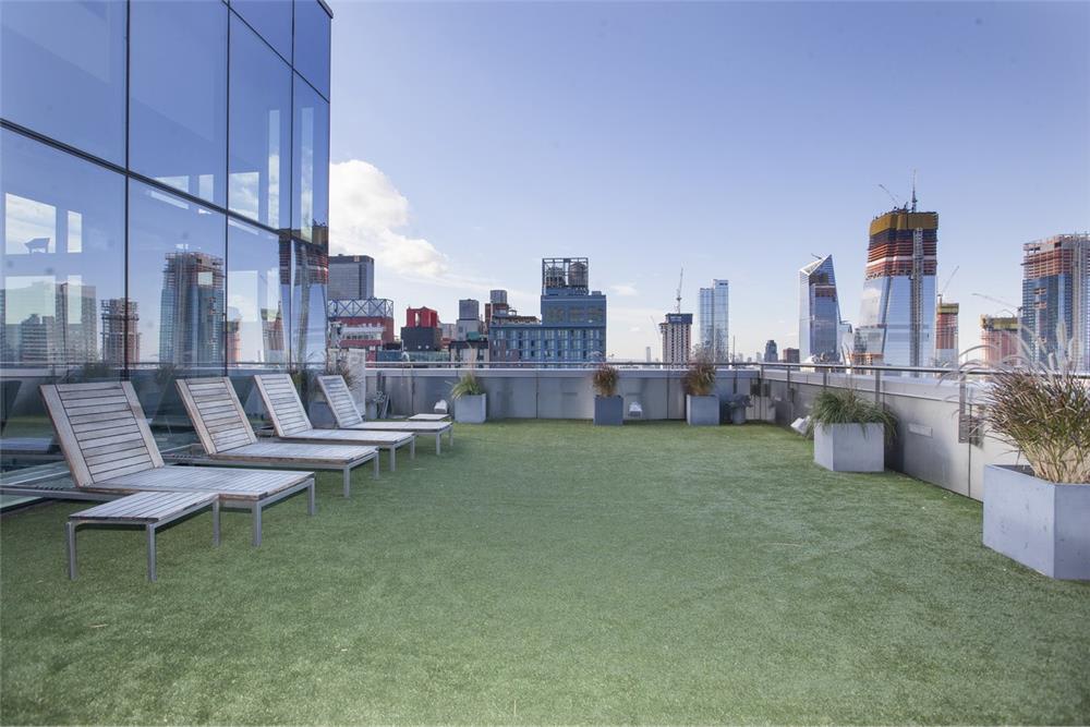 350 W 42nd Street Unit: 5-M