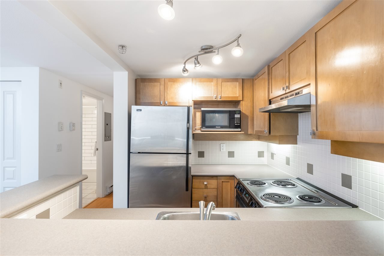 7-2375 W Broadway