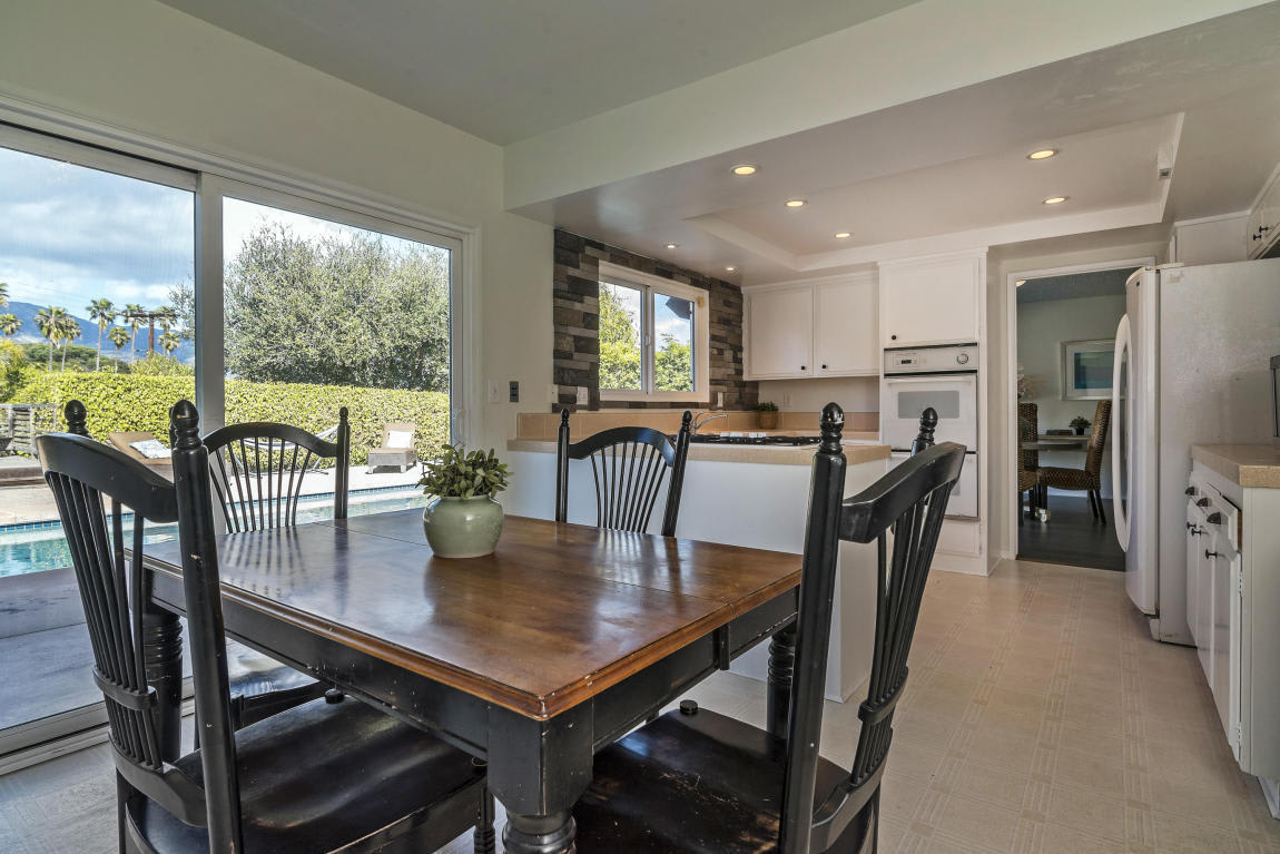 1290 Bel Air Dr