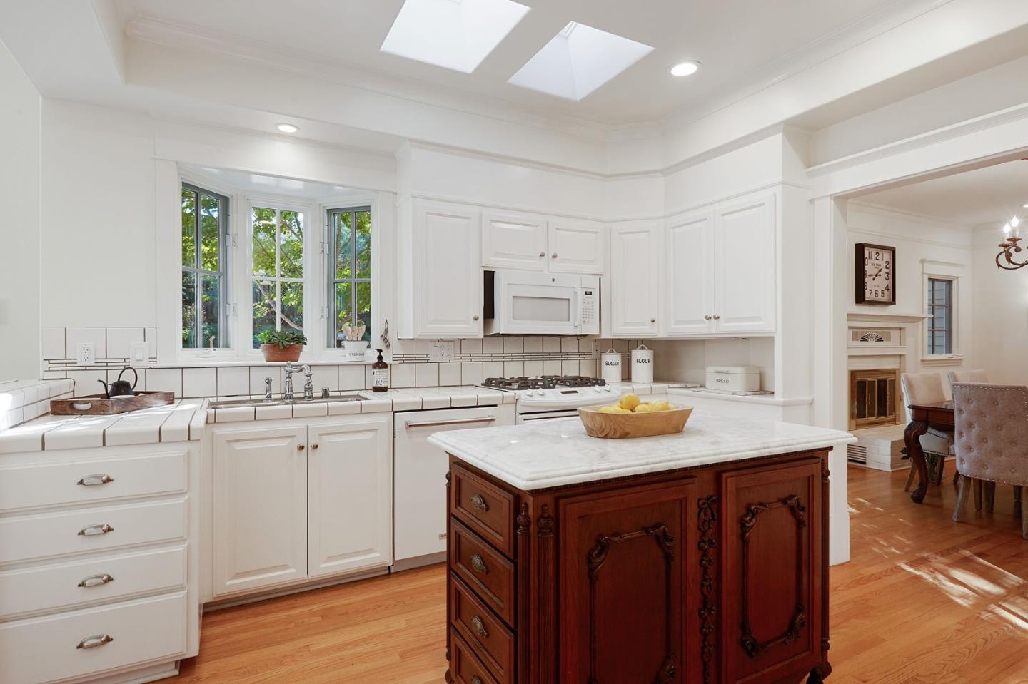 17930 Vineland Avenue, Monte Sereno