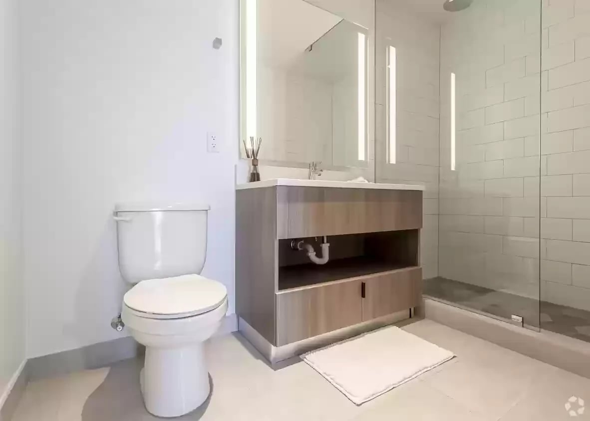 301 SW 1st Ave, Apt 1414 
