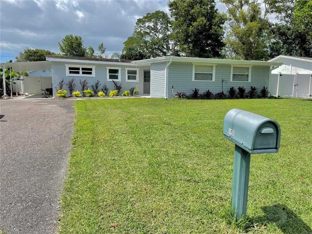 1406 Canterbury Dr