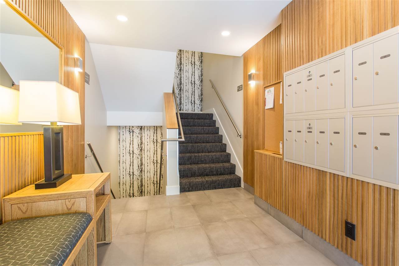 22-2246 Folkestone Wy