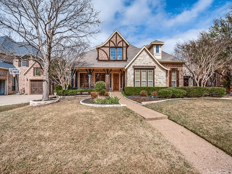 12287 Burgess Ln