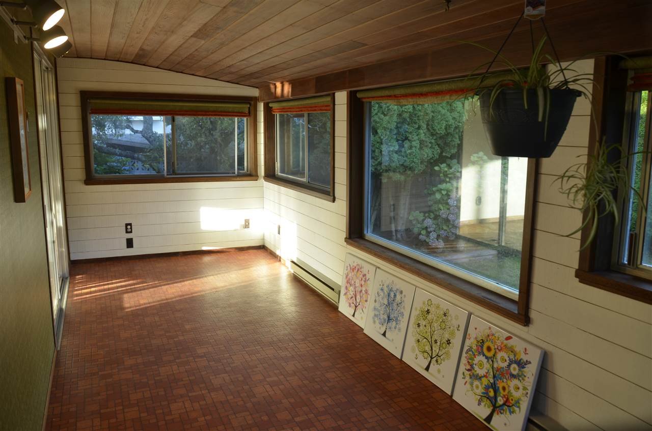 8431 Fairdell Cres