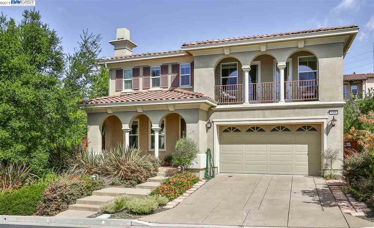 138 Carrick Cir
