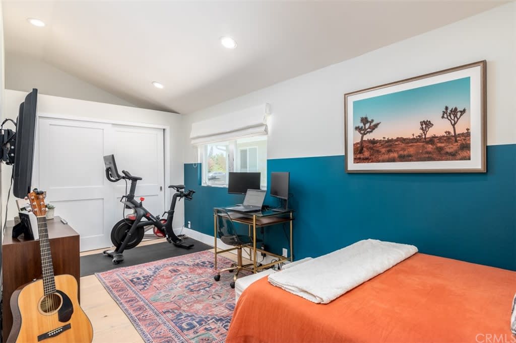 325 23rd Street