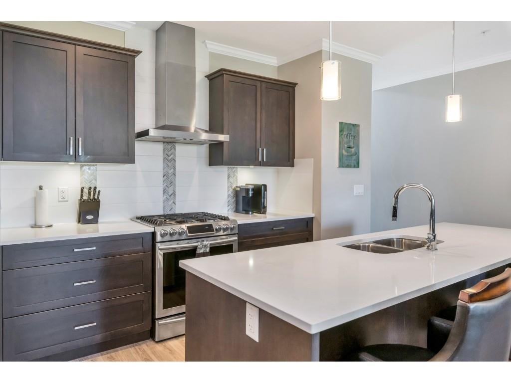 35-7138 210 St