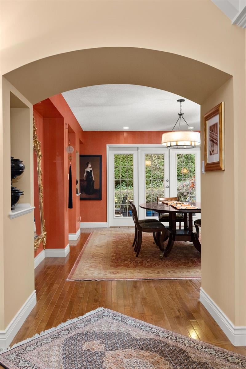 4349 Kingscote Rd, Cobble Hill