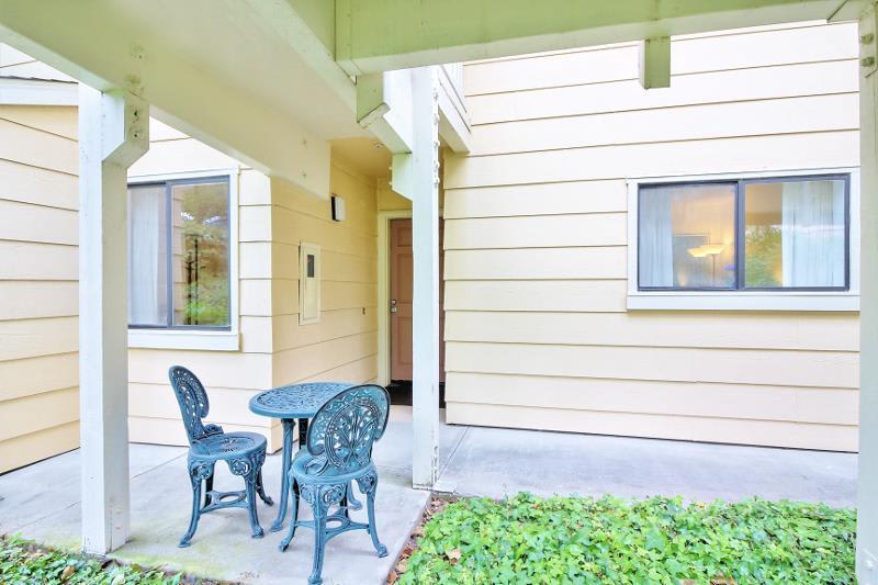 2202 Wildflower Ct, Daly City