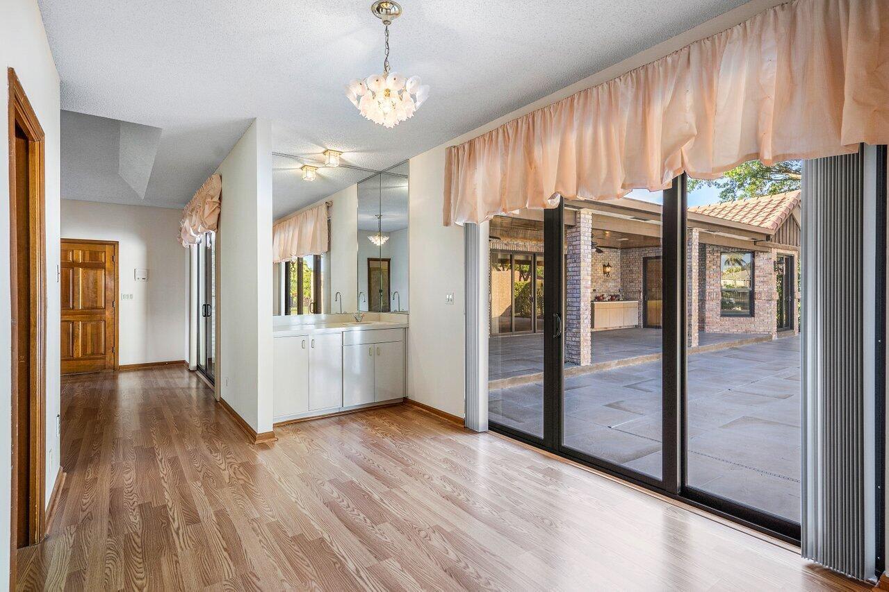 8000 NW 47th Dr