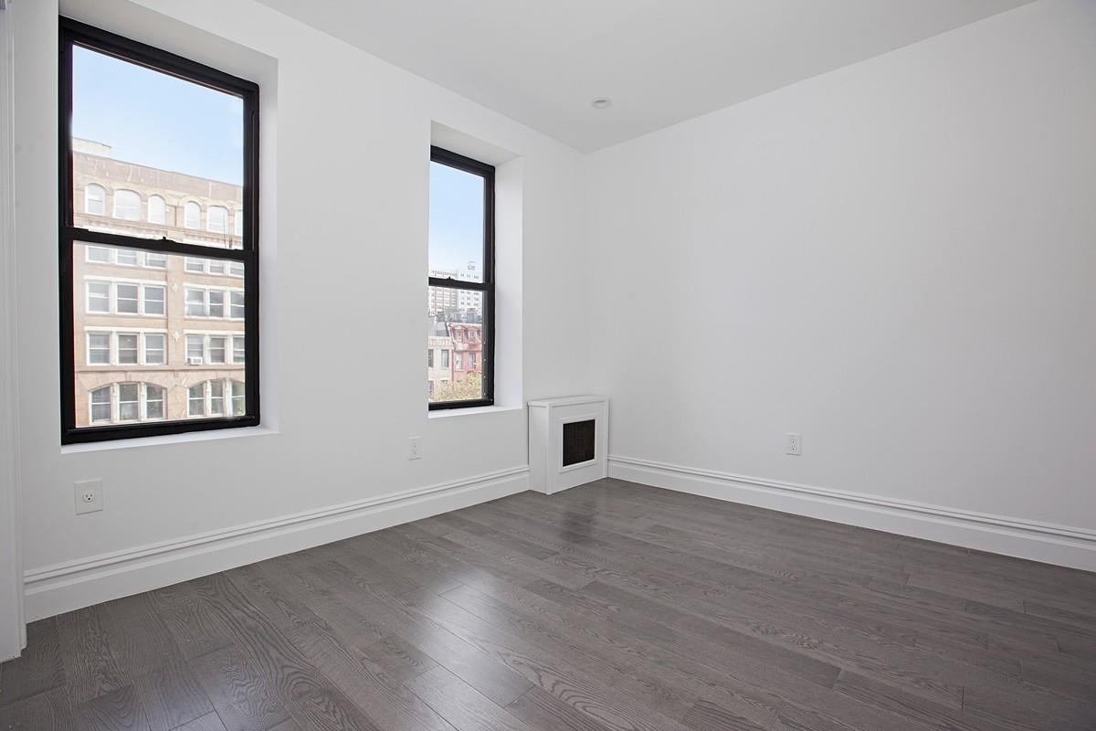 152 Thompson Street, Apt 5-D