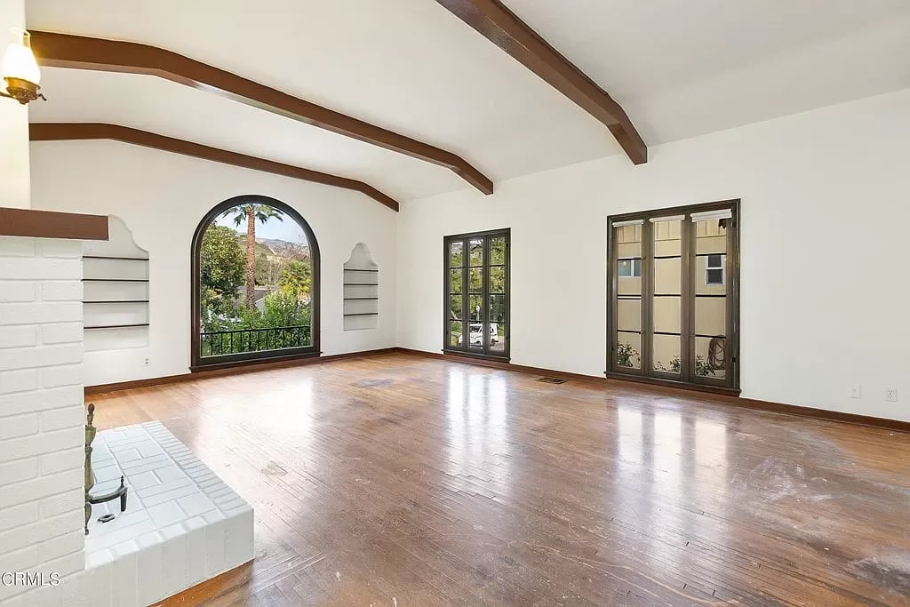 1430 Capistrano Ave.