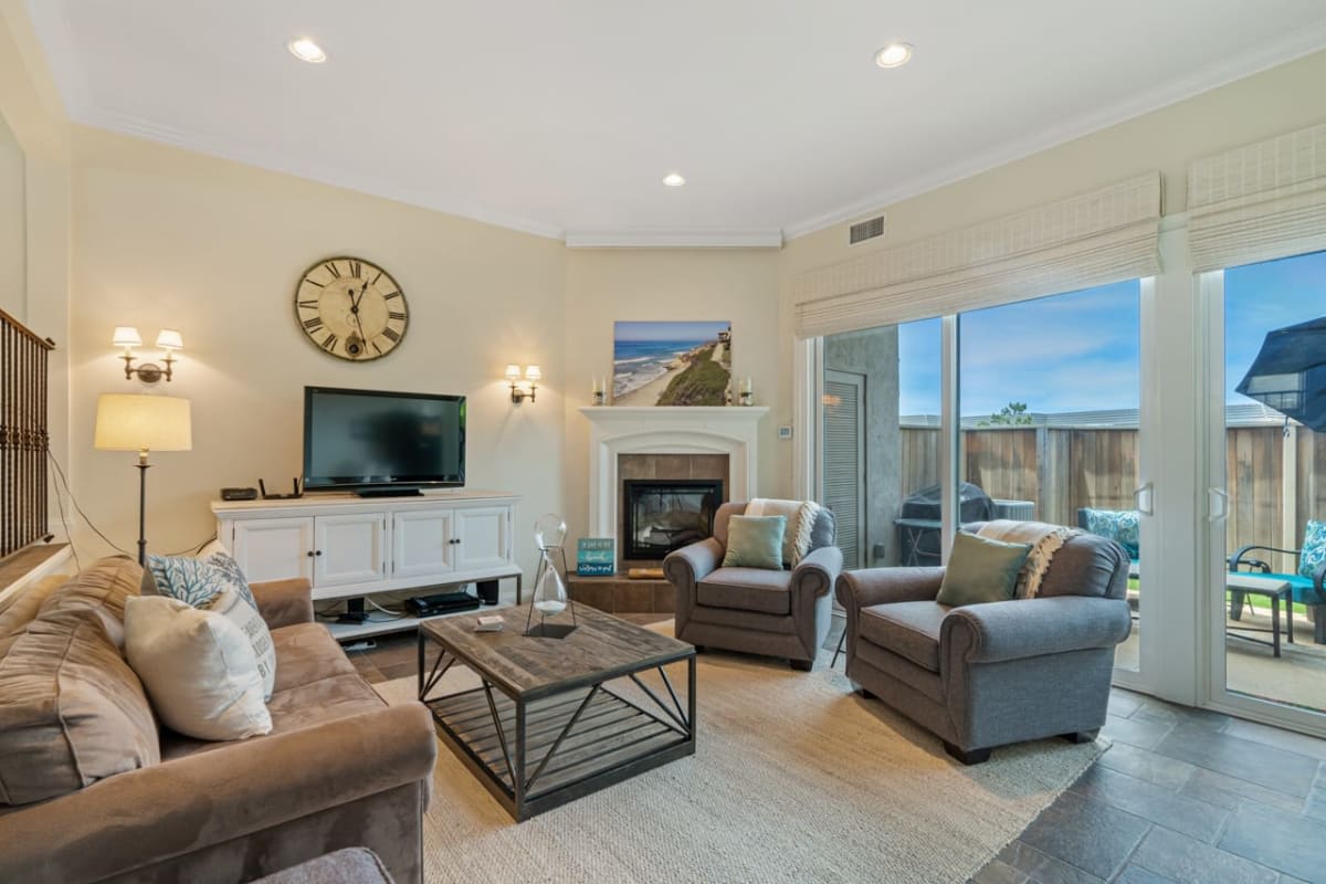 769 Ocean Surf Dr