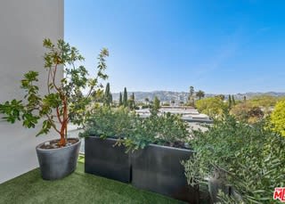 507 Orlando Ave, Unit 301
