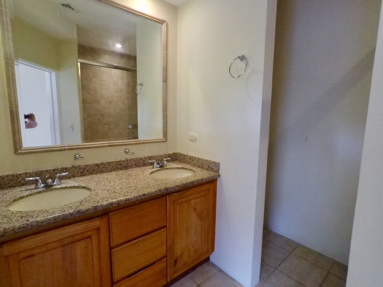 Gated School Community Townhome, Jaco, Puntarenas