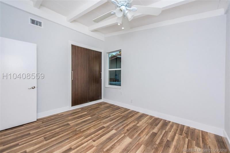 1519 SW 18th Ave