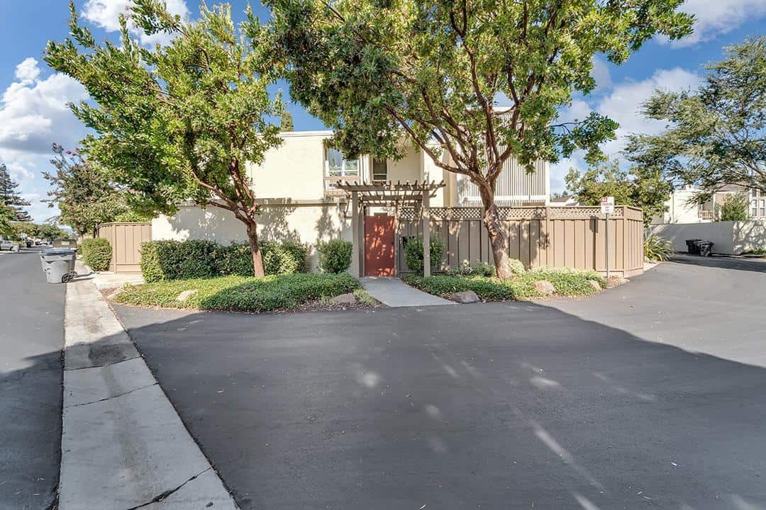 505 South Cascade Terrace • Sunnyvale • 94087