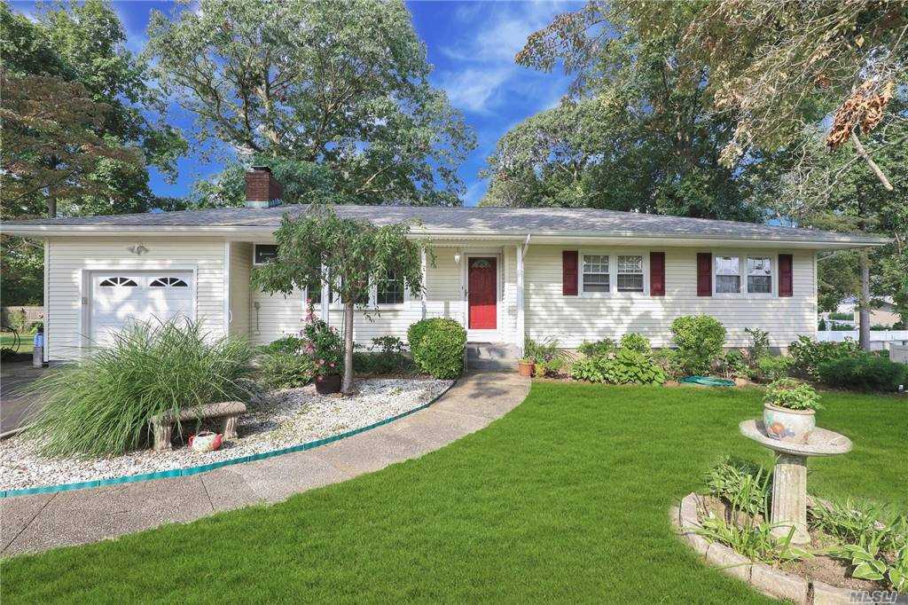 24 Dogwood Rd
