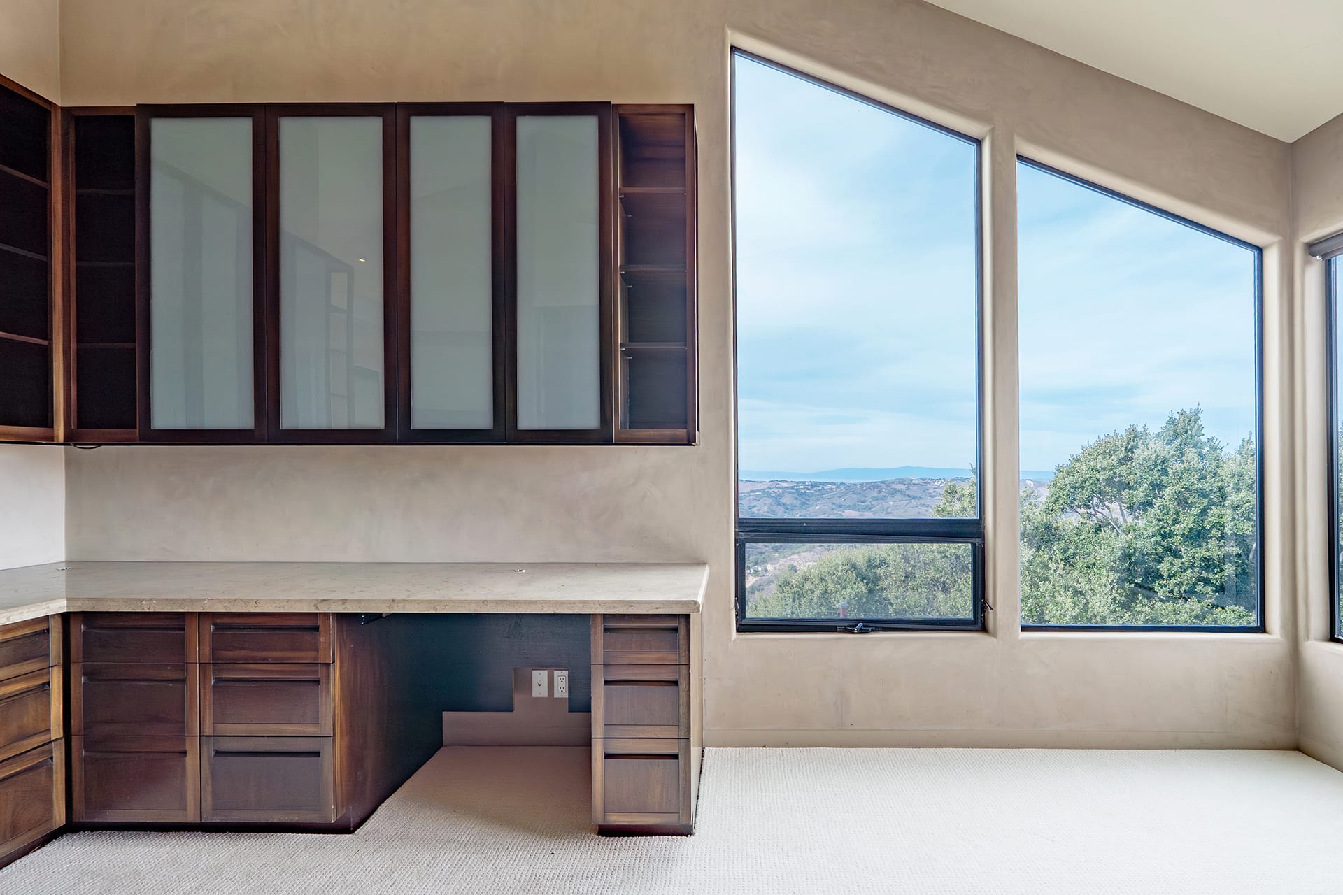 Modern Carmel Valley Luxury Rental