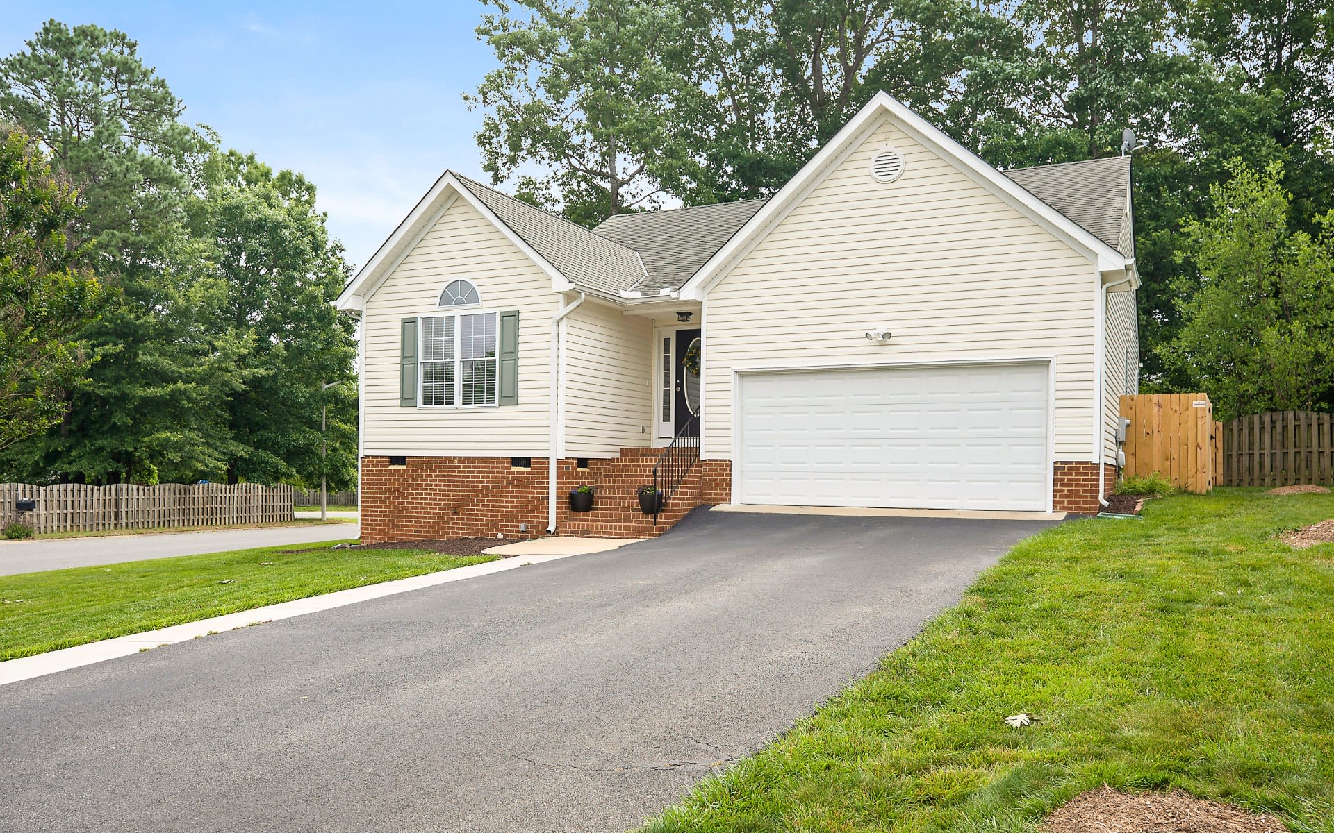 7601 Blue Cedar Drive