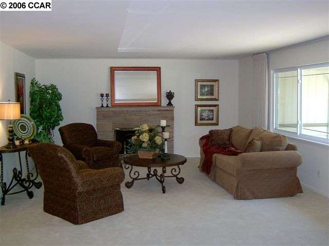 352 Harper Ln