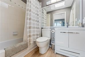 402-1593 Begbie St