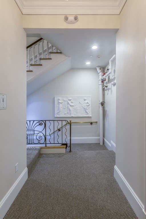 101 Beacon St, Unit PH