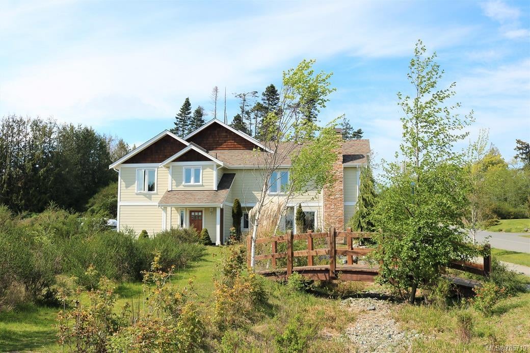 106-2038 Gatewood Rd, Sooke