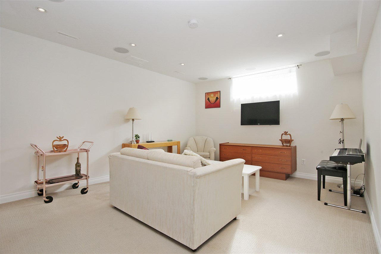 16-6577 Southdowne Pl