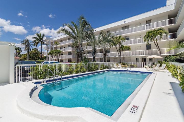 917 N Flagler Drive 108