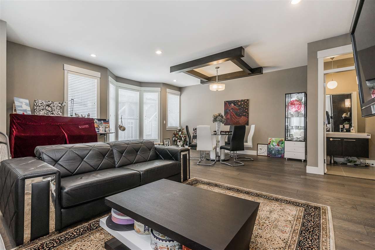 32-15977 26 Ave