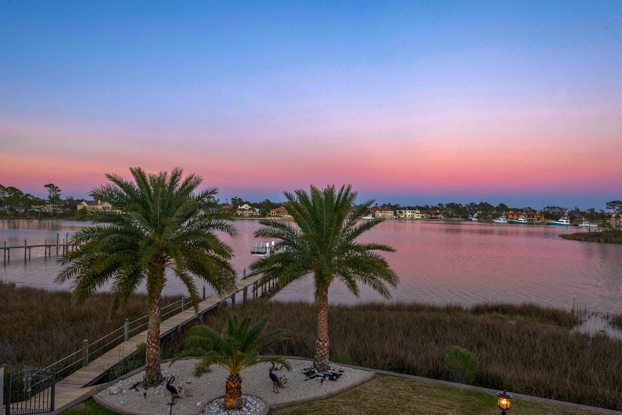 5236 Finisterre Drive