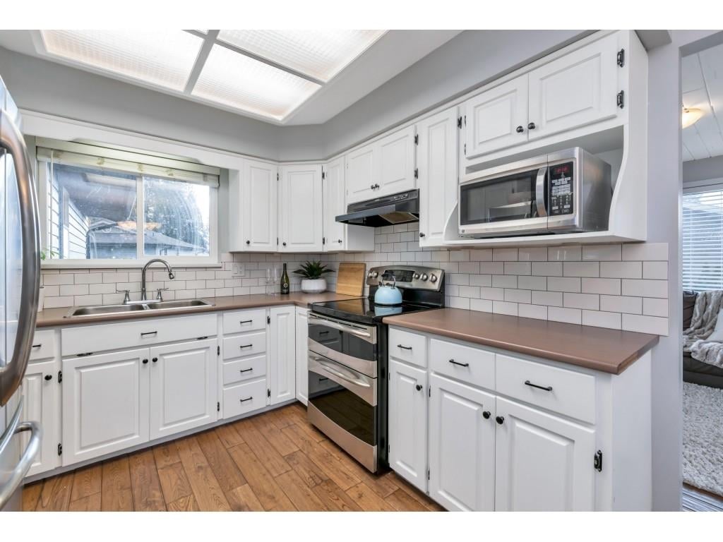 19548 120b Ave
