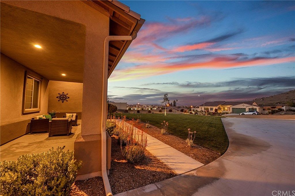 3430 Shandell Ct