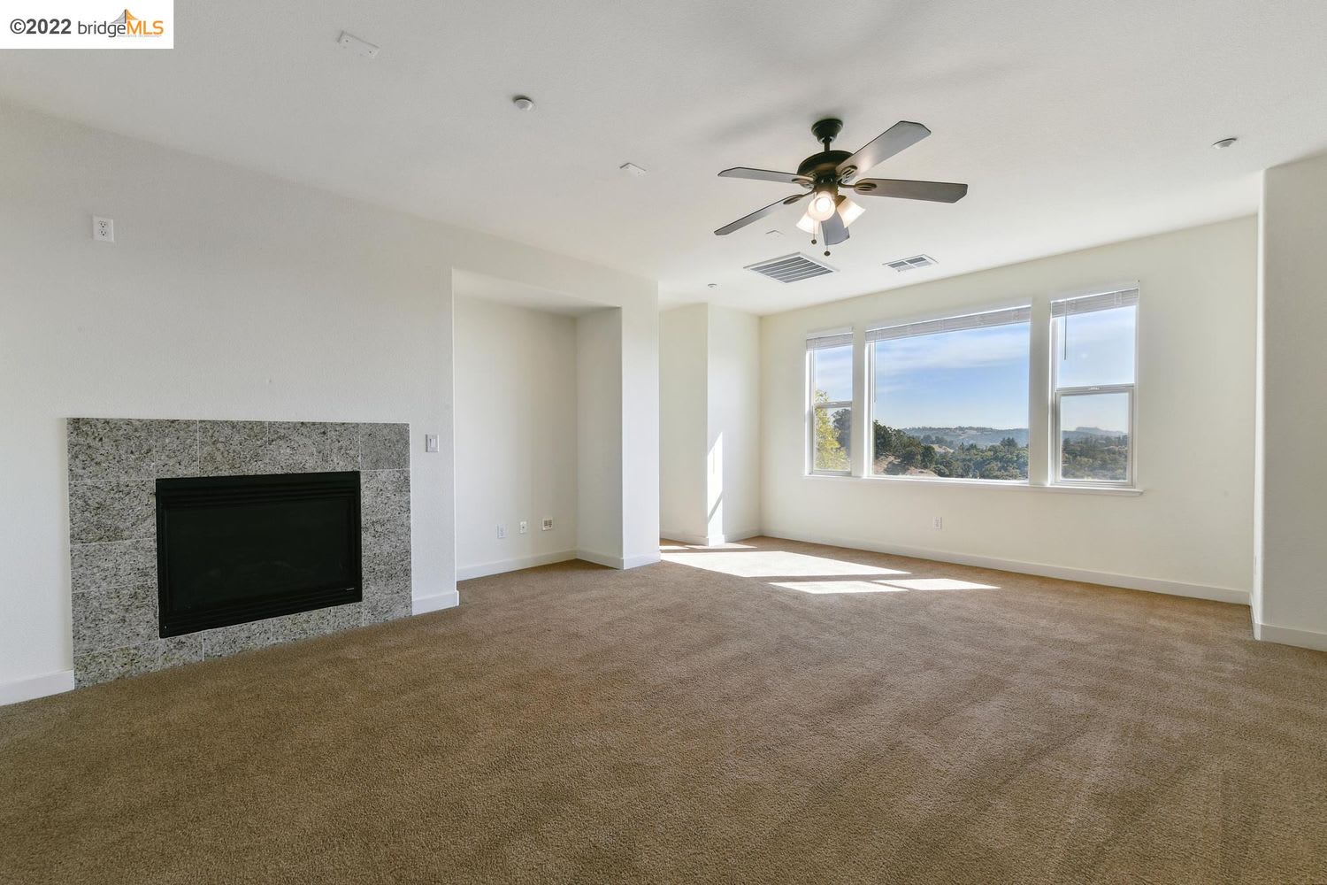6415 Blue Rock Ct, Oakland, CA 94605