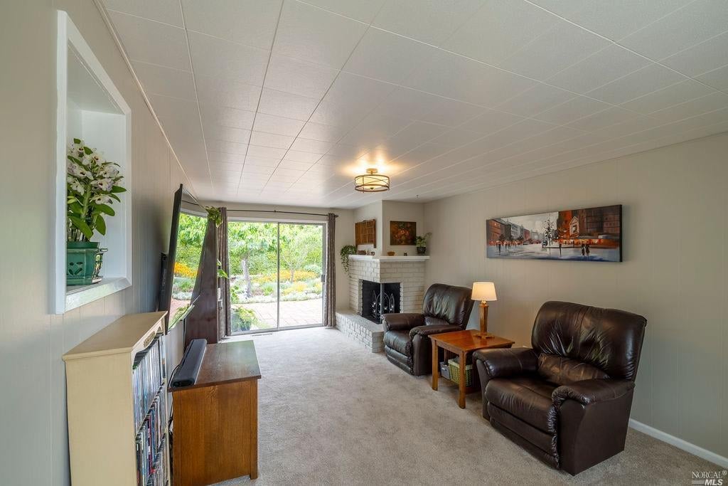 3139 Hartley Dr