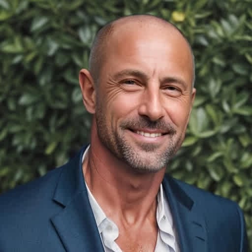 Jerome Lalin Palm Springs, CA Real Estate Agent Headshot