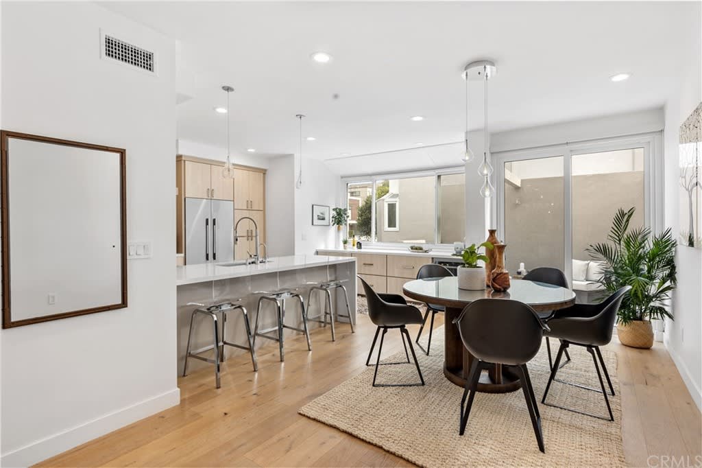 501 Herondo Street, Unit 74