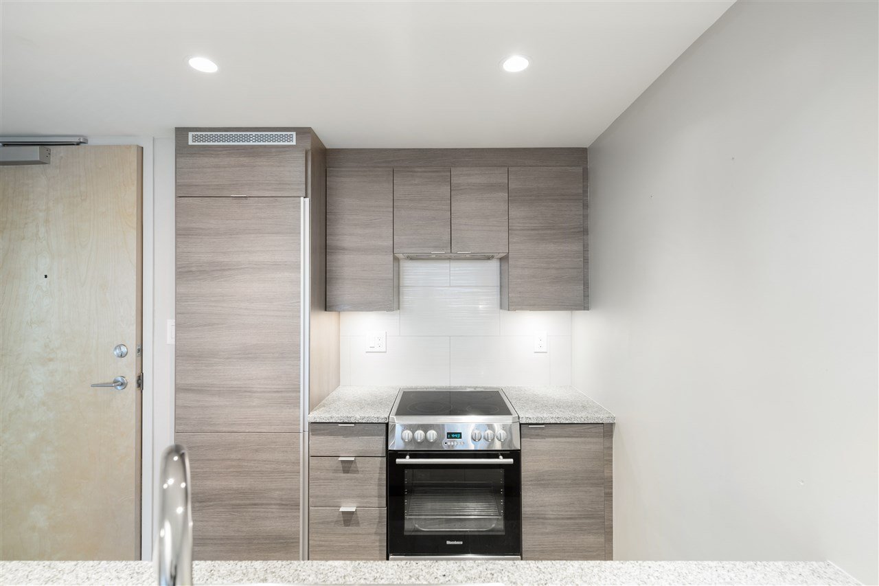 2704-489 Interurban Wy