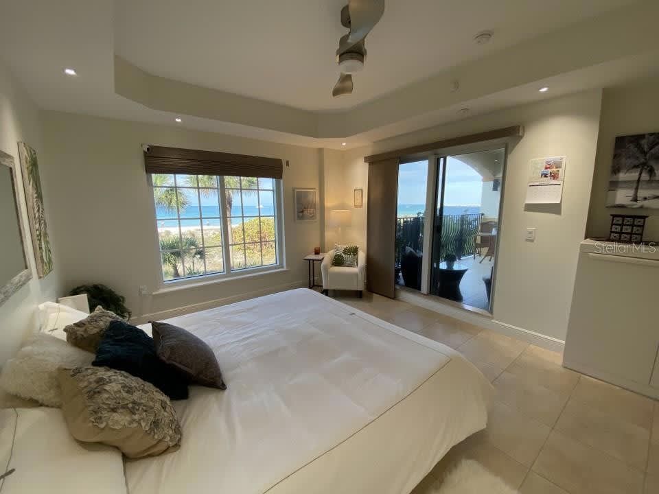 940 Gulf Blvd Unit 200