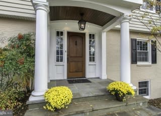 305 SAINT IVES