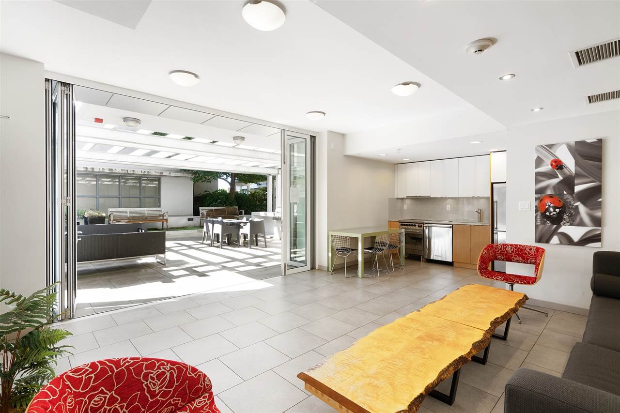 306-1205 Howe Street, Vancouver