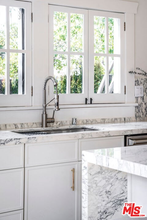 Silver Lake Craftsman