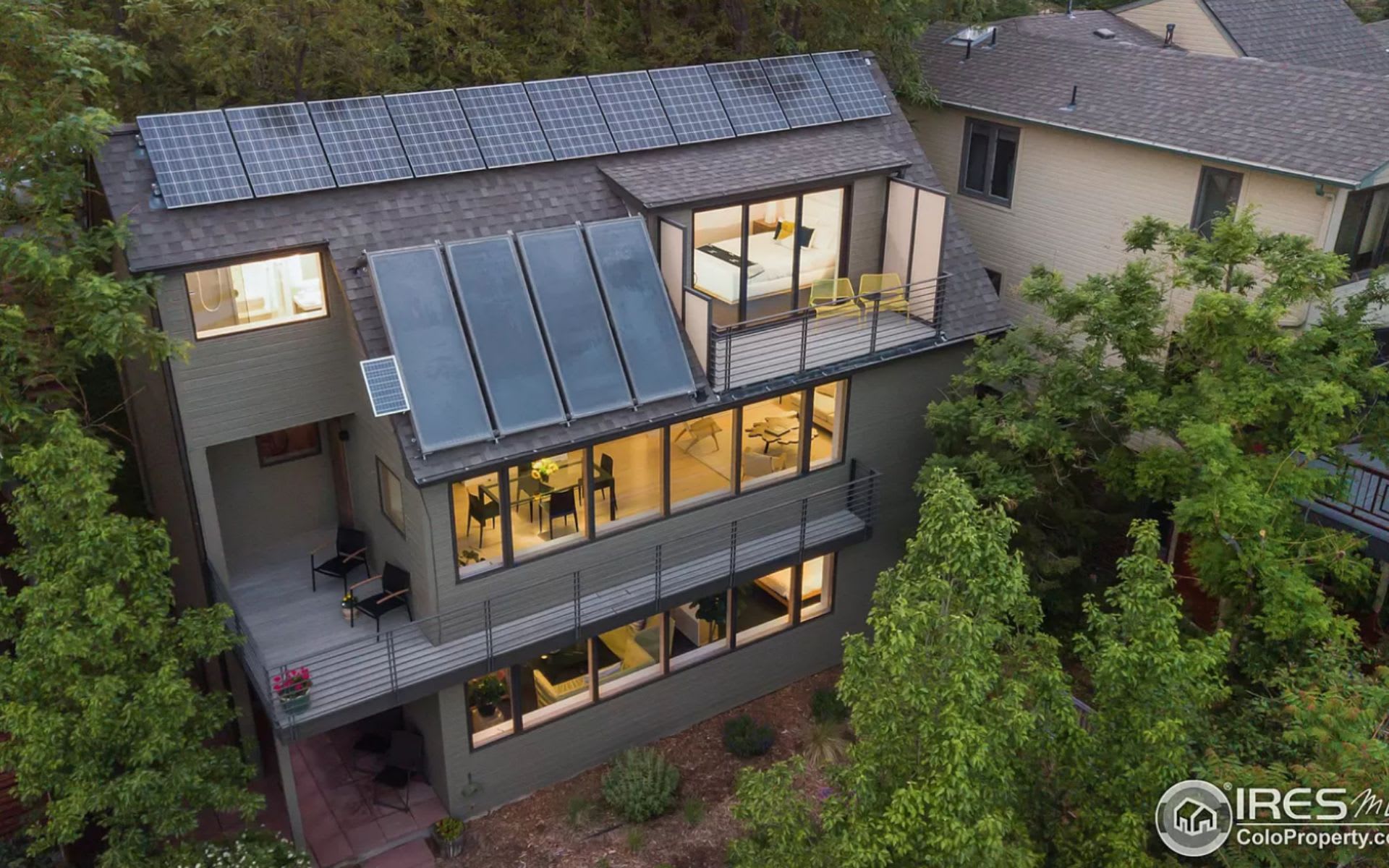 2108 Mesa Dr