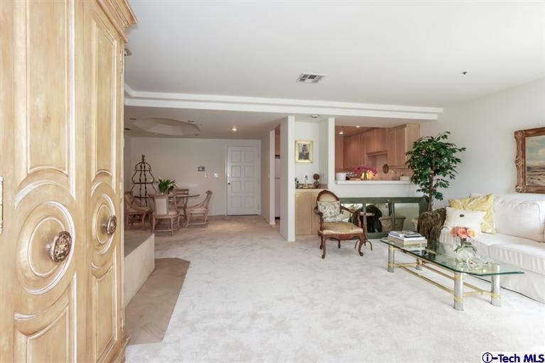 335 S Sierra Madre Blvd, #104